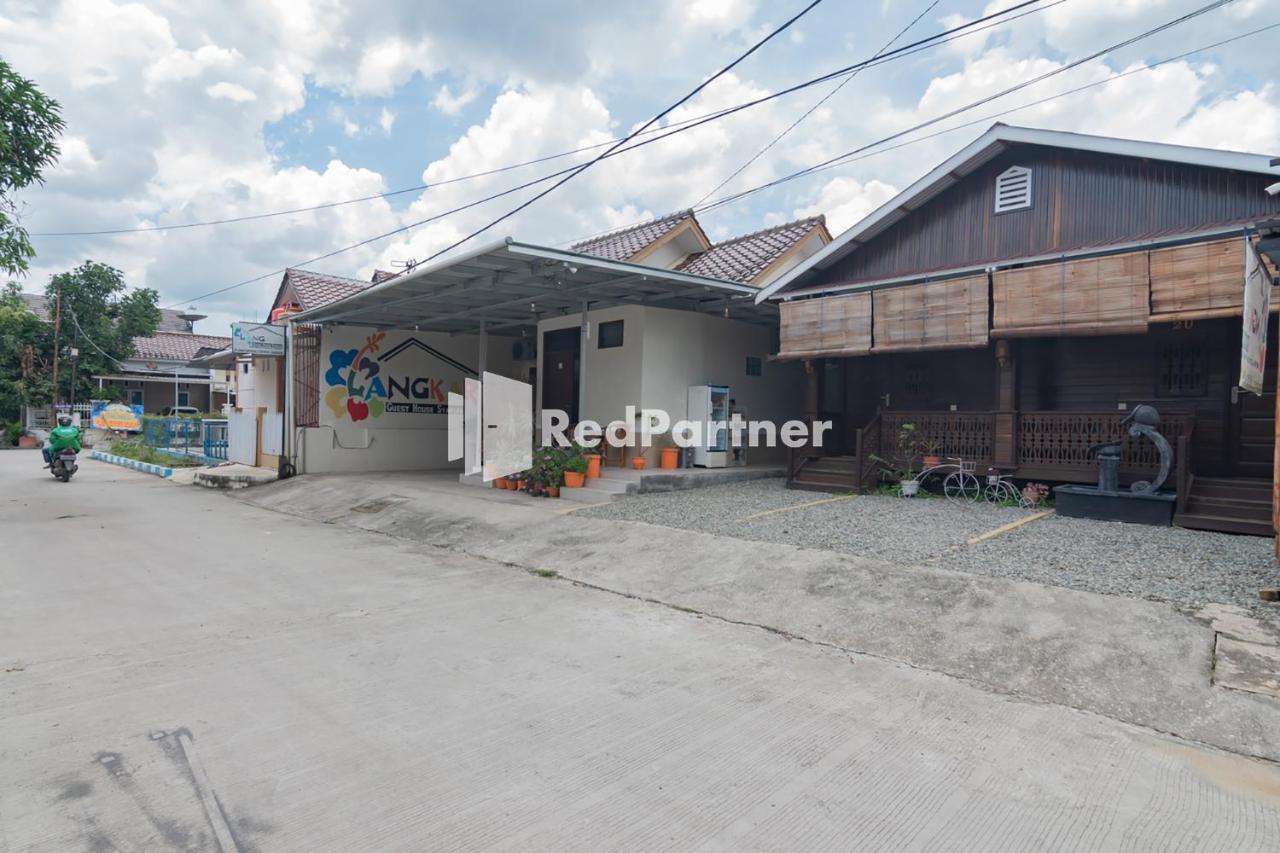 Langkar Guest House Syariah Mitra Reddoorz 사마린다 외부 사진